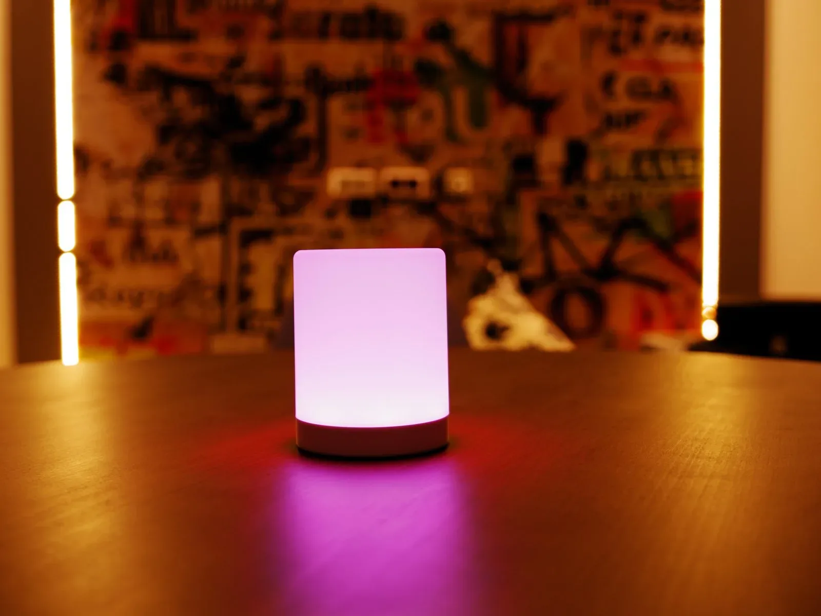 Eurolite AKKU Table Light RGB - Image 9