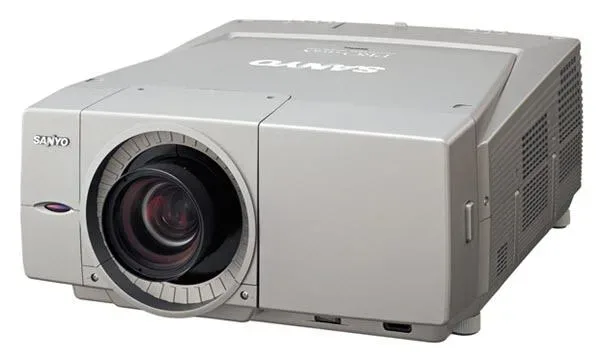 Sanyo PLC-XF60A Projector