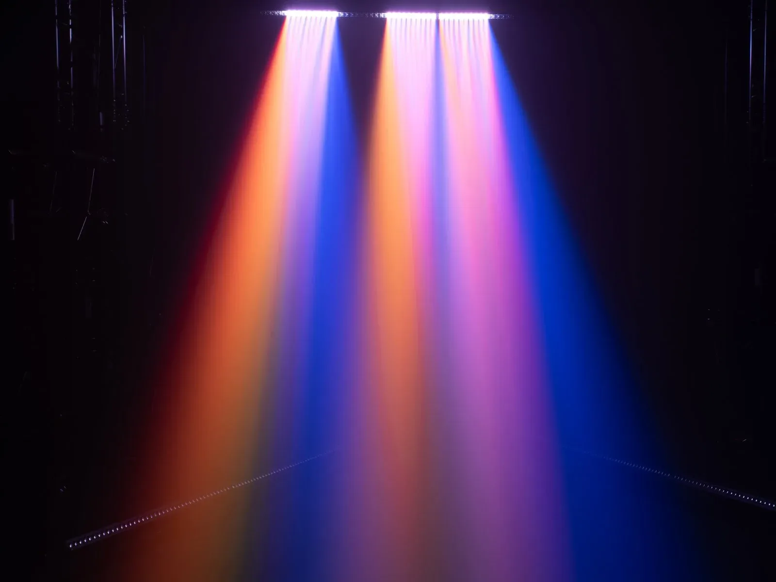 Eurolite LED PIX-40 RGB Bar - Image 12